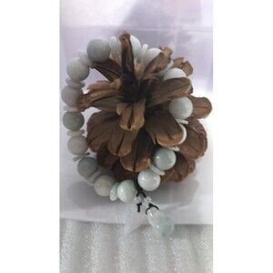 Light Green Jade Beaded Stretch Bracelet - 10mm